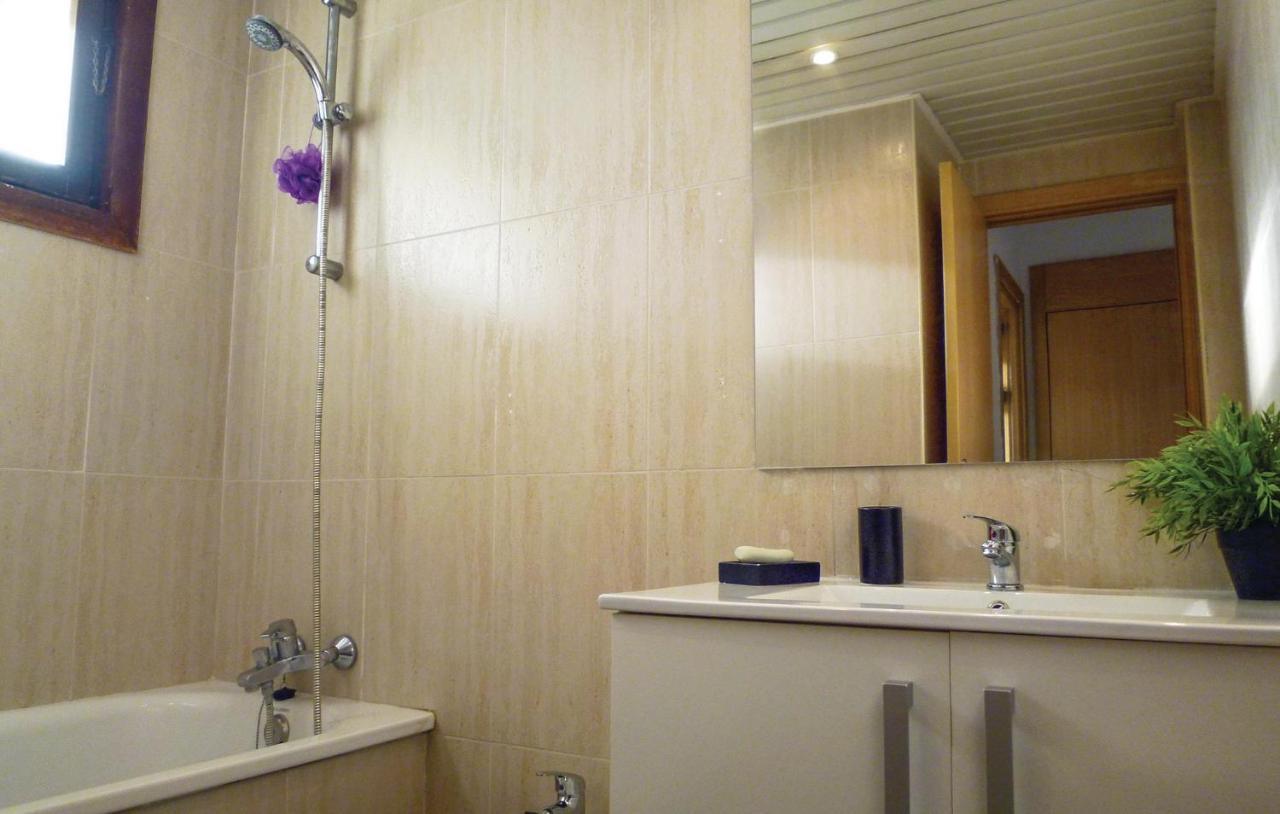 Apartamento Amazing In Benalmdena Costa With 1 Bedrooms, Wifi And Outdoor Swimming Pool Benalmádena